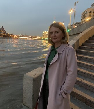 Няня-гувернантка Лариса: опыт 21+ год, международная практика | Агентство «Один дома»