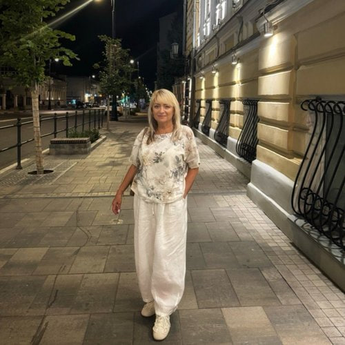Няня Лилия в Москве — няня-педагог с 34-летним опытом
